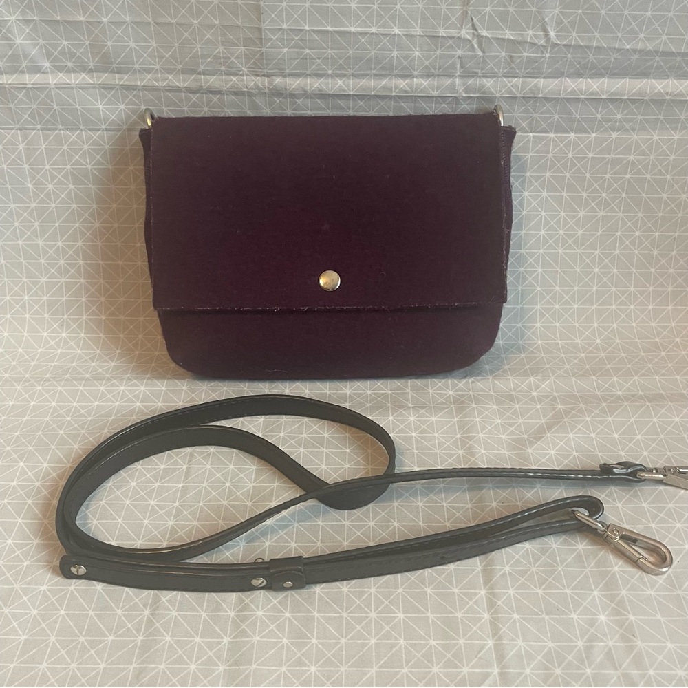 Woolberry Handcrafted Eggplant Wool Felt Crossbody Clutch